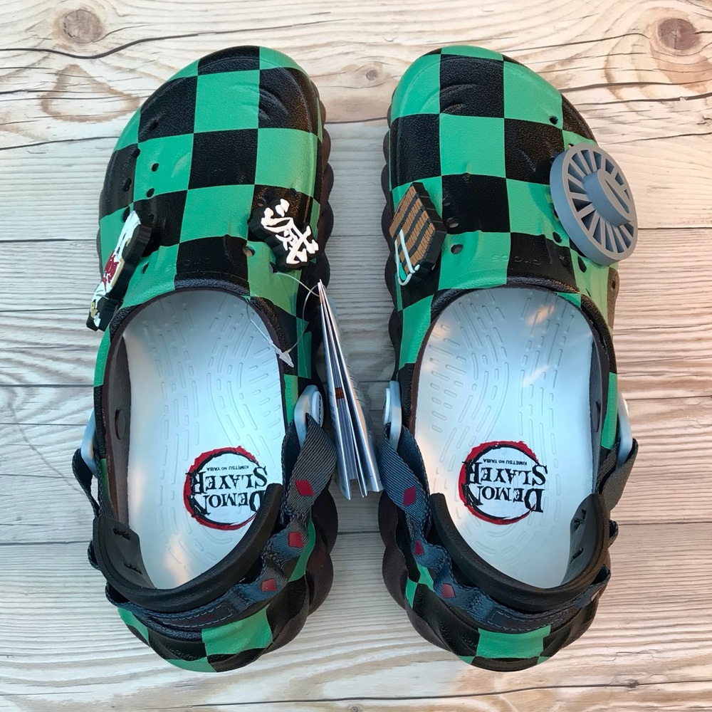 Crocs Demon Slayer Tanjiro Echo Clog - Picture 6 of 16